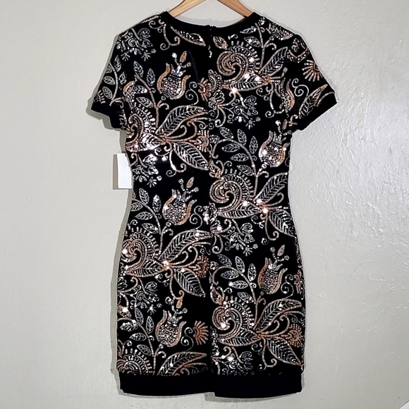 Dress the Population Cosmopolitan Dress - Picture 3 of 11